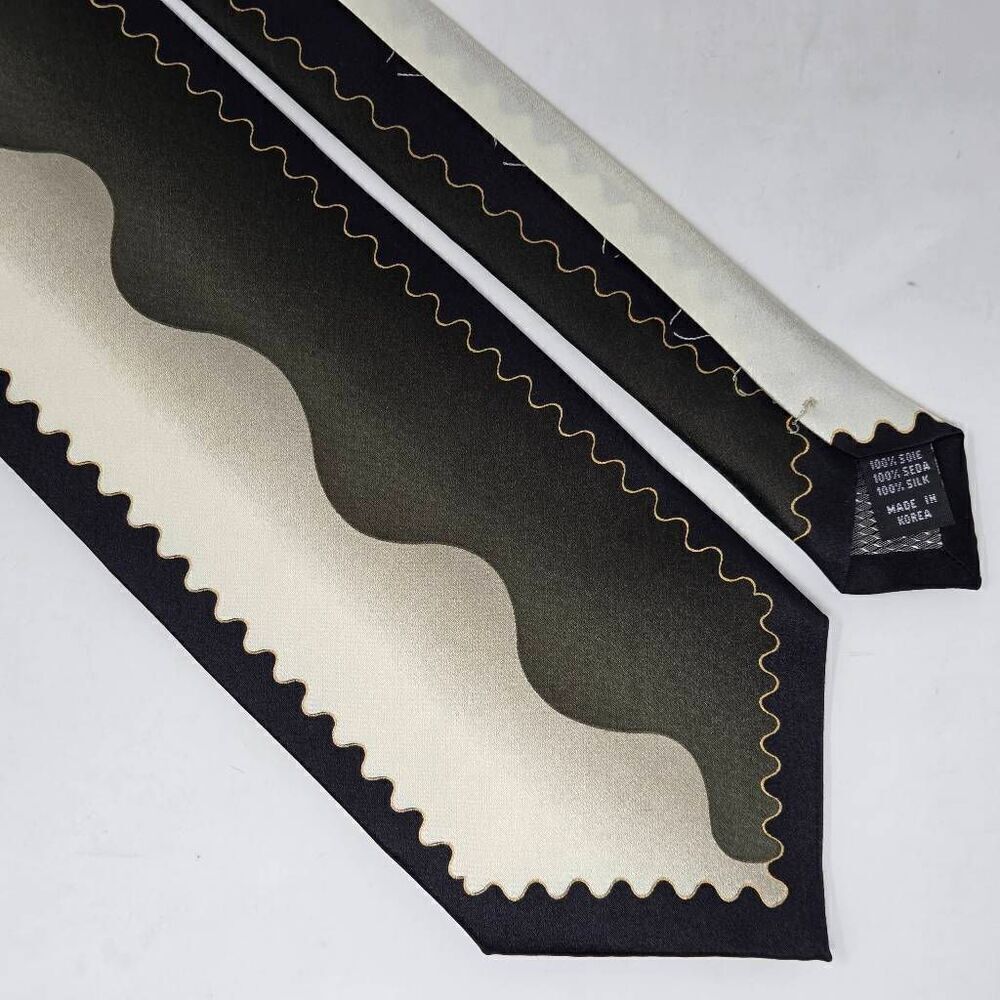 ALEXANDER JULIAN COLOURS SILK TIE BLACK CREAM OLIVE BAROQUE LUXURY 3.75" X 57"